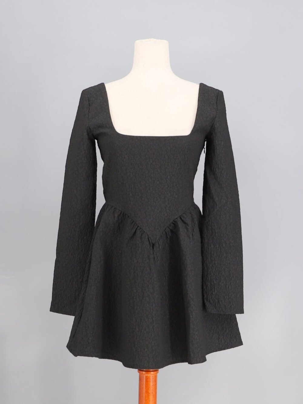 NWT ZARA Textured Volume Mini Dress in Black Squre Neck Size L